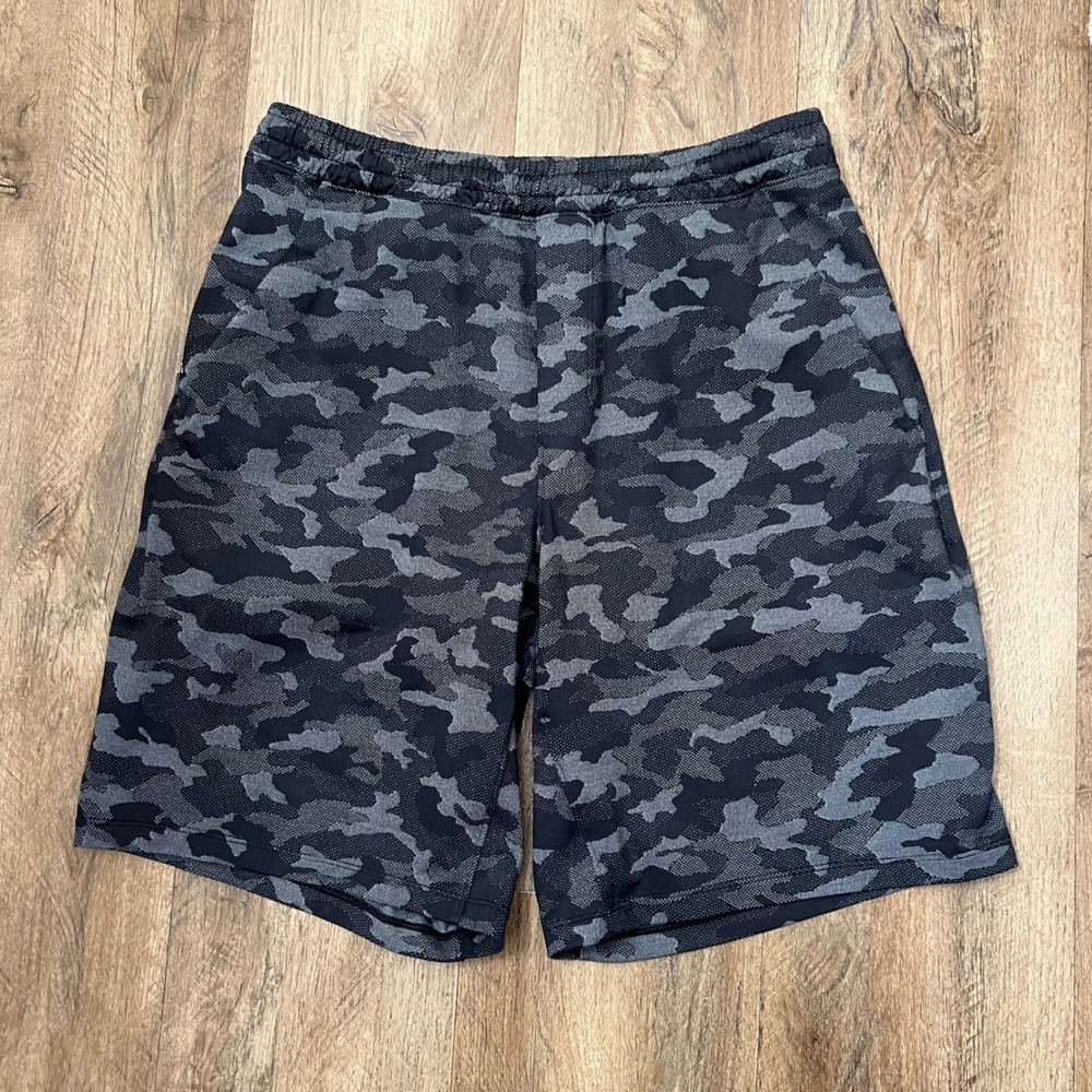 Lululemon Pace Breaker Lined Short 9" Variegated Mesh Camo Black Size Medium